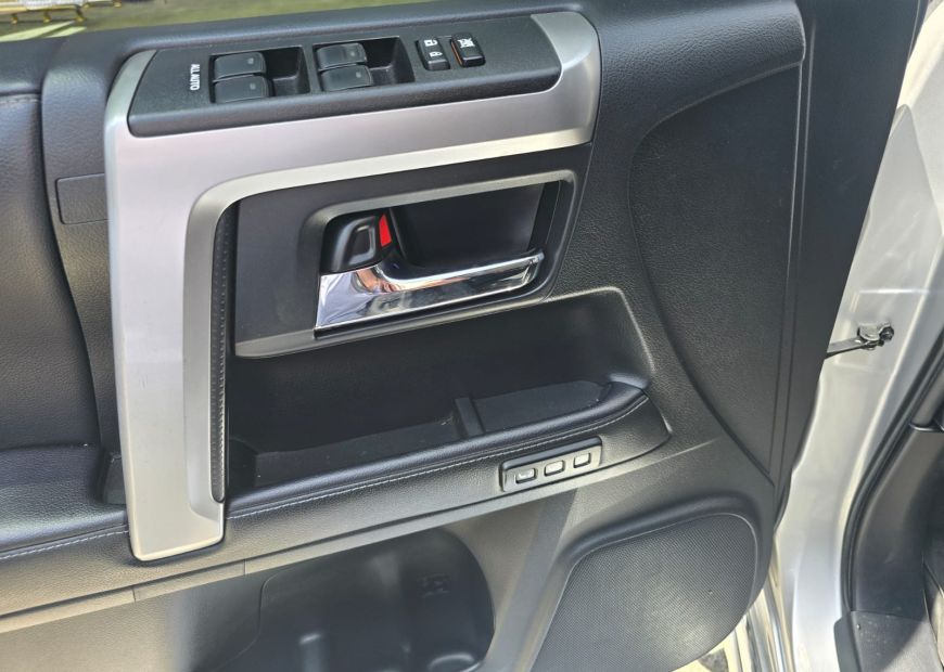 TOYOTA 4RUNNER (2022)