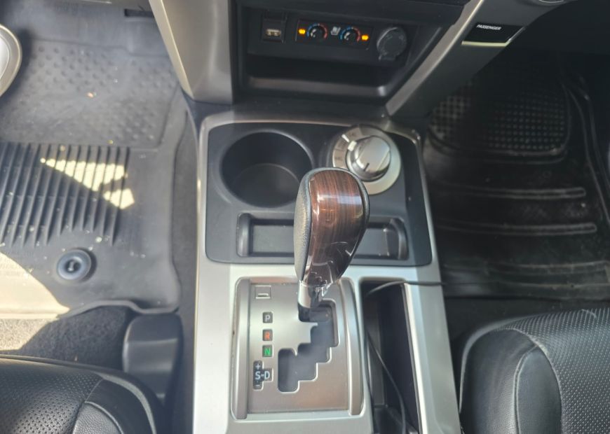 TOYOTA 4RUNNER (2022)
